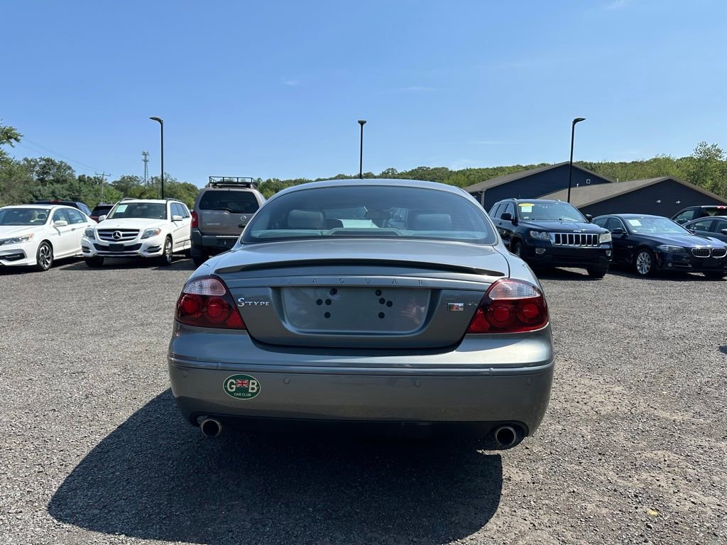 Used 2005 Jaguar S-TYPE R image 6