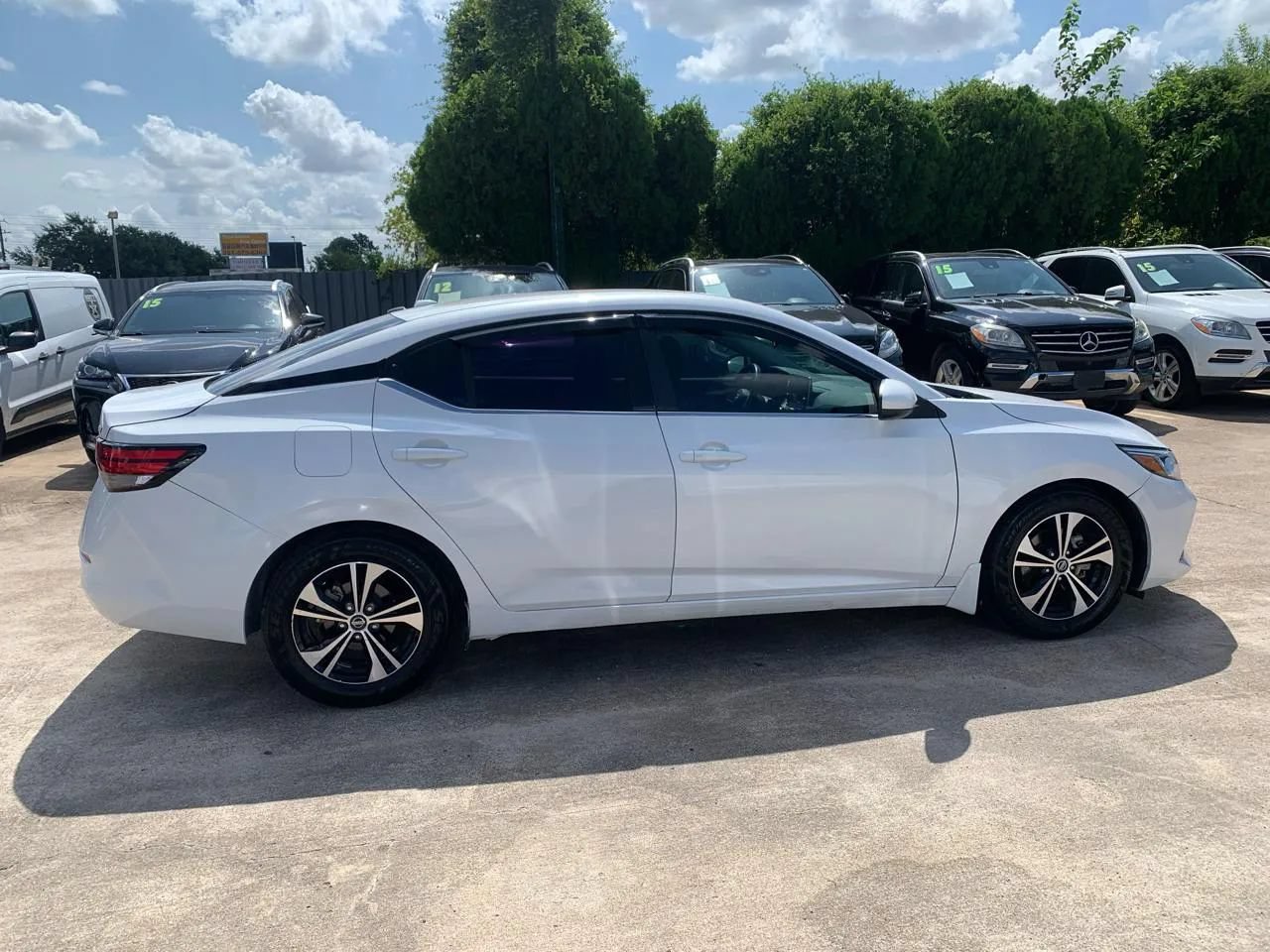 Used 2021 Nissan Sentra SV FWD image 8