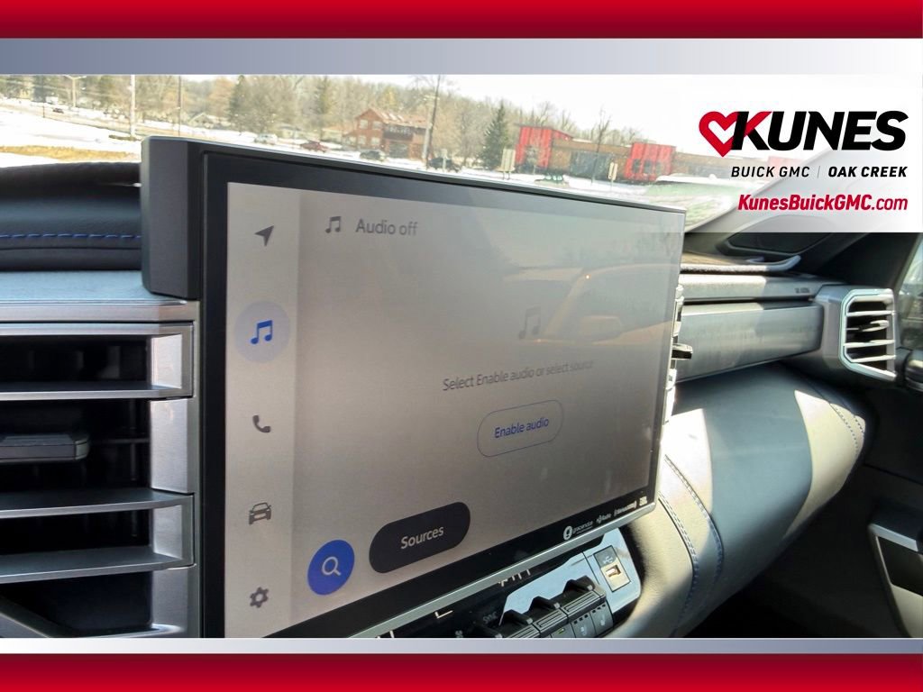 Used 2023 Toyota Tundra Platinum image 16