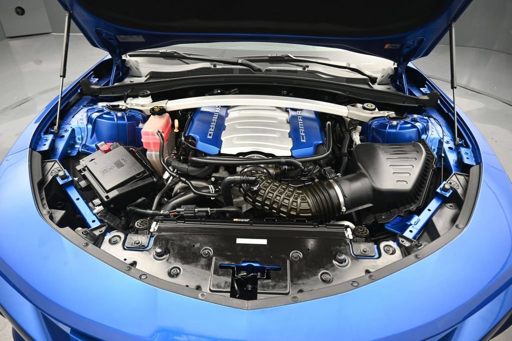 Used 2018 Chevrolet Camaro SS RWD image 45