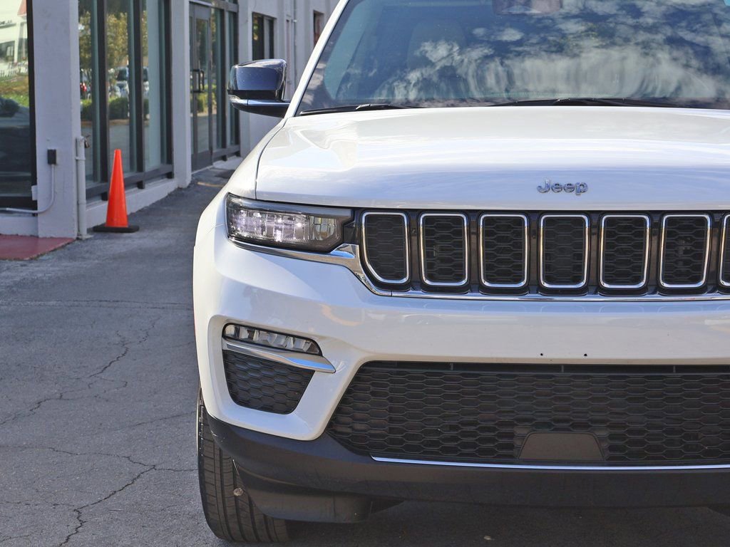 Used 2022 Jeep Grand Cherokee Limited w/ Trailer Tow Prep Group (B) image 14