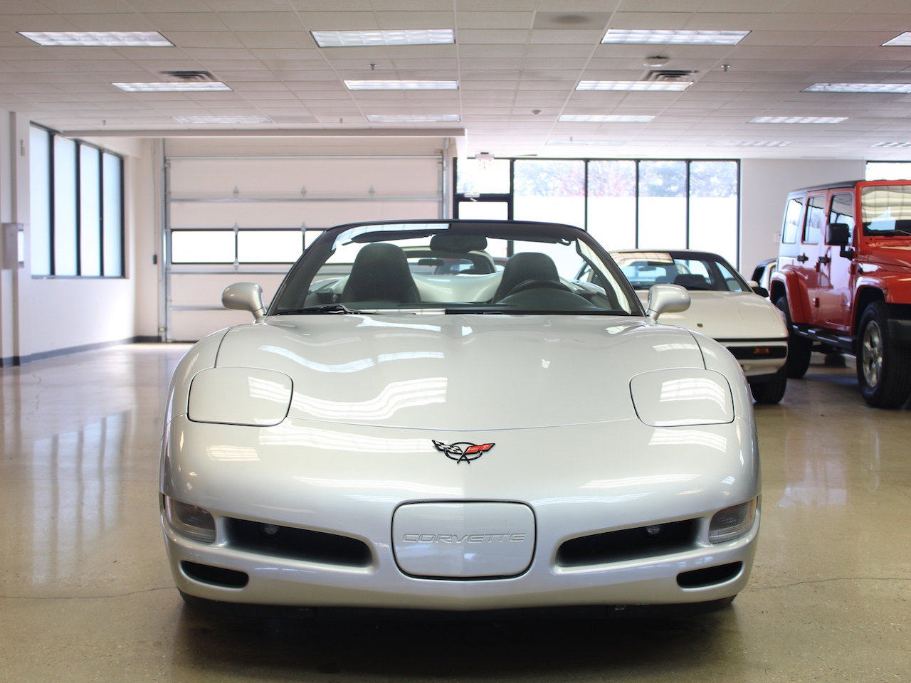 Used 2002 Chevrolet Corvette Convertible w/ Preferred Equipment Group1 image 13