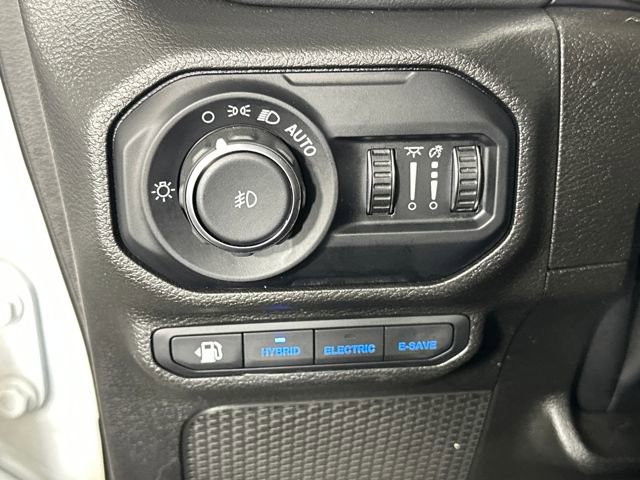 Used 2022 Jeep Wrangler Unlimited Rubicon 4xe w/ Cold Weather Group image 19