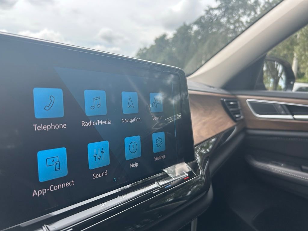 New 2026 Volkswagen Atlas SE image 11