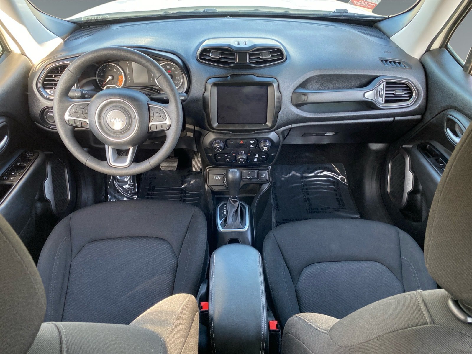 Used 2023 Jeep Renegade Latitude AWD/4WD image 10