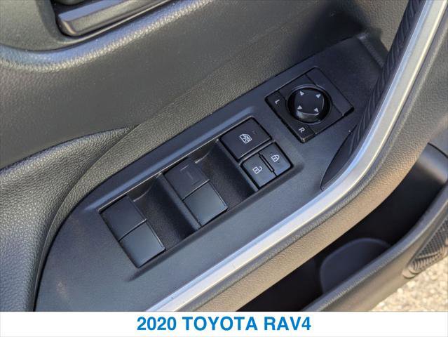 Used 2020 Toyota RAV4 LE image 13