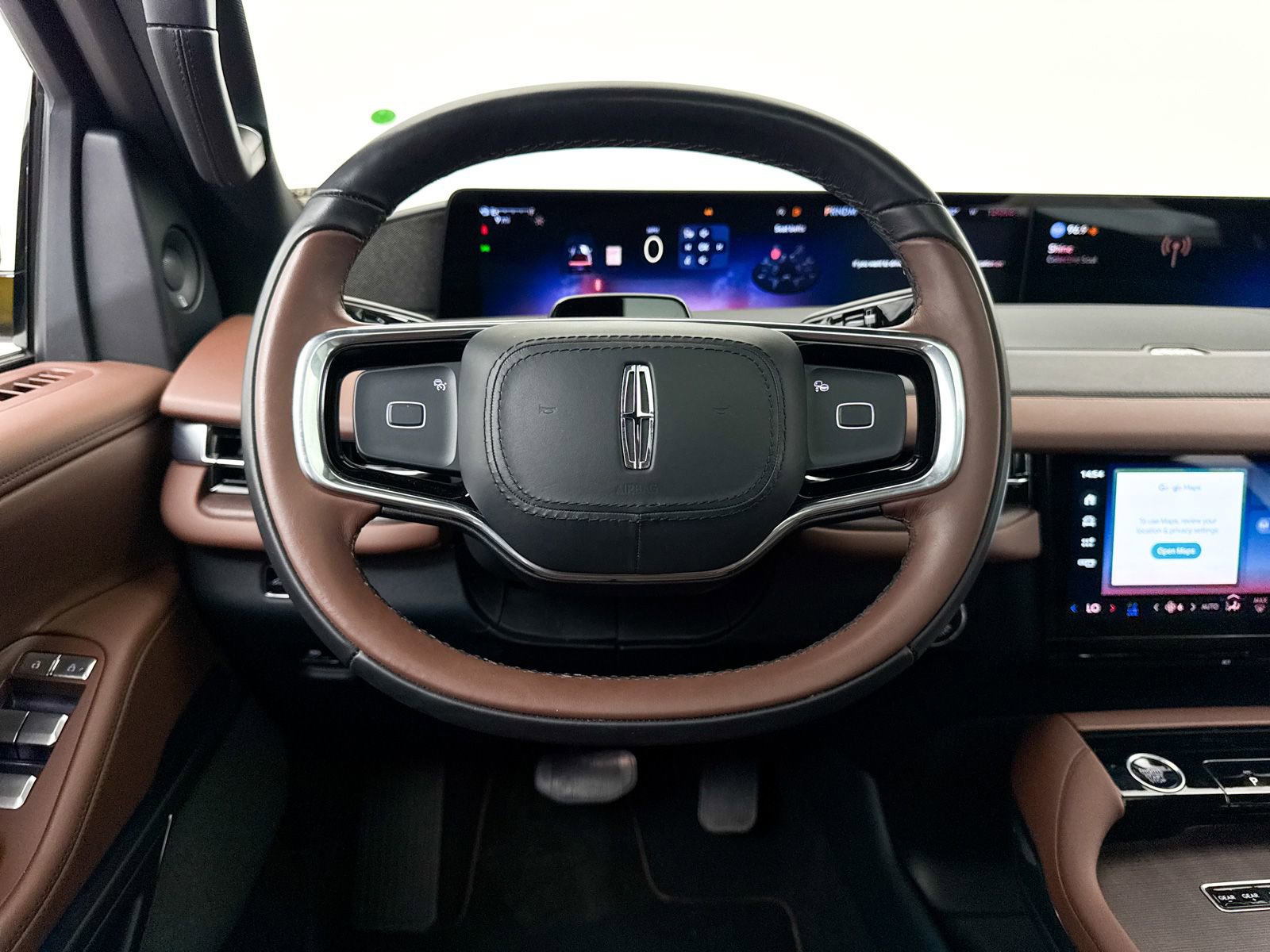 Used 2025 Lincoln Navigator Reserve AWD/4WD image 35