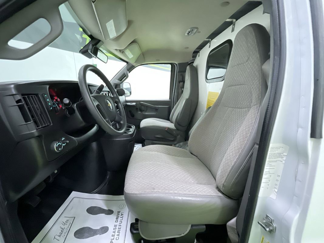 Used 2019 Chevrolet Express 2500 image 16
