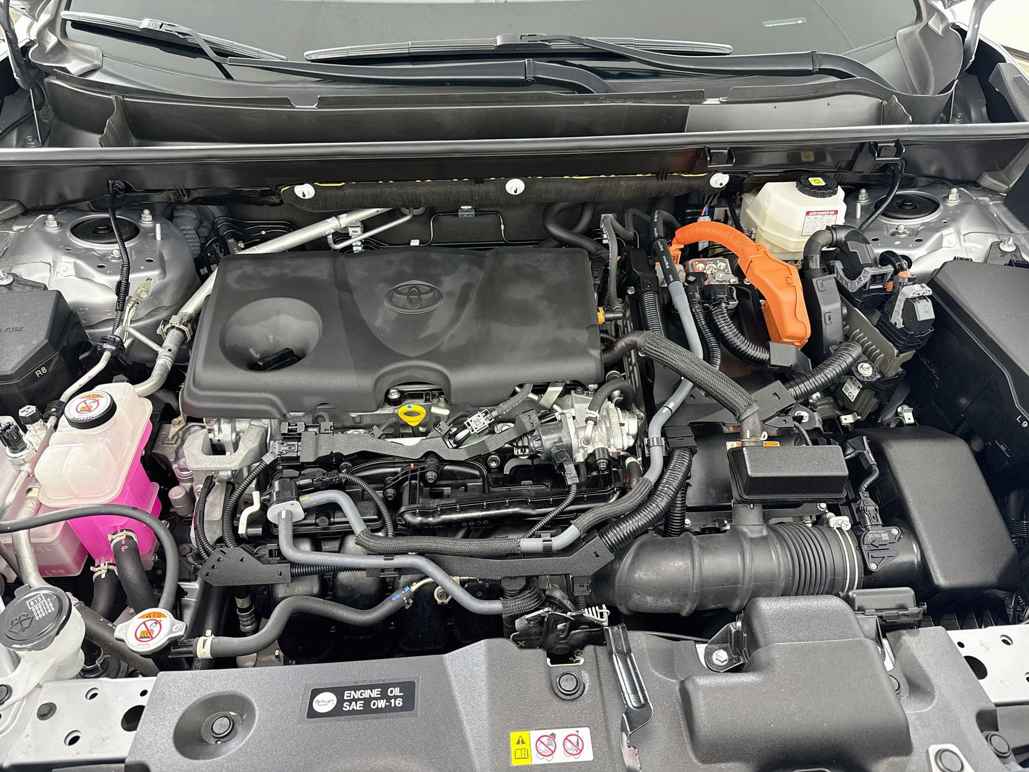 Certified 2022 Toyota RAV4 XLE Premium AWD/4WD image 31