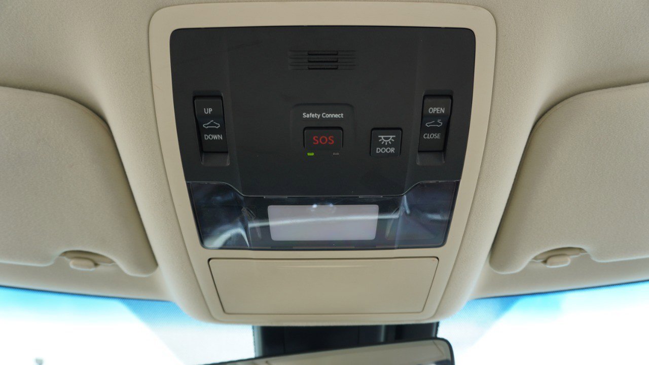 Used 2018 Lexus RX 450h AWD w/ Premium Package image 29