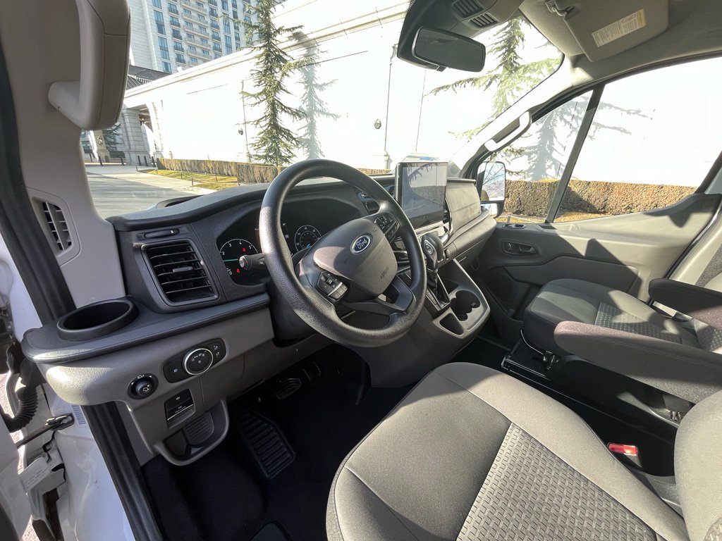 Used 2024 Ford Transit 350 XLT image 16