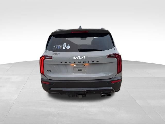 Certified 2022 Kia Telluride SX w/ Nightfall Edition Package AWD/4WD image 4