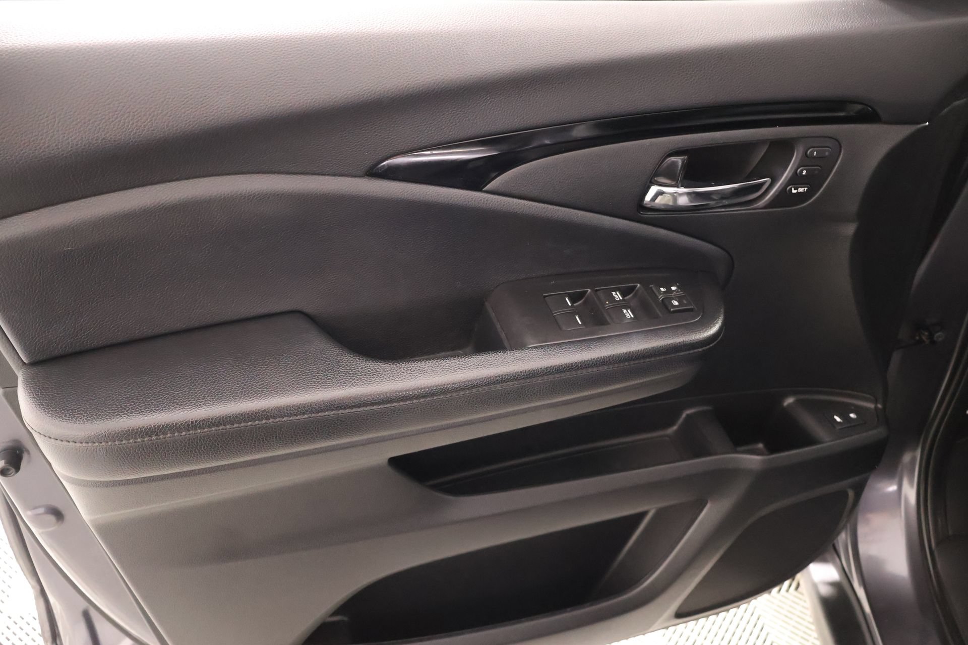 Used 2019 Honda Pilot Elite image 20