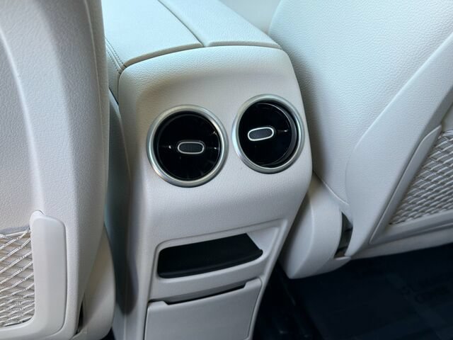 Certified 2023 Mercedes-Benz EQB 300 4MATIC w/ Exclusive Package image 16