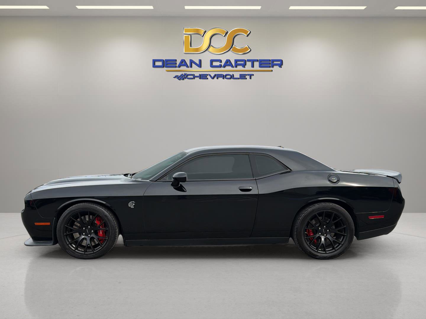Used 2019 Dodge Challenger SRT Hellcat image 2