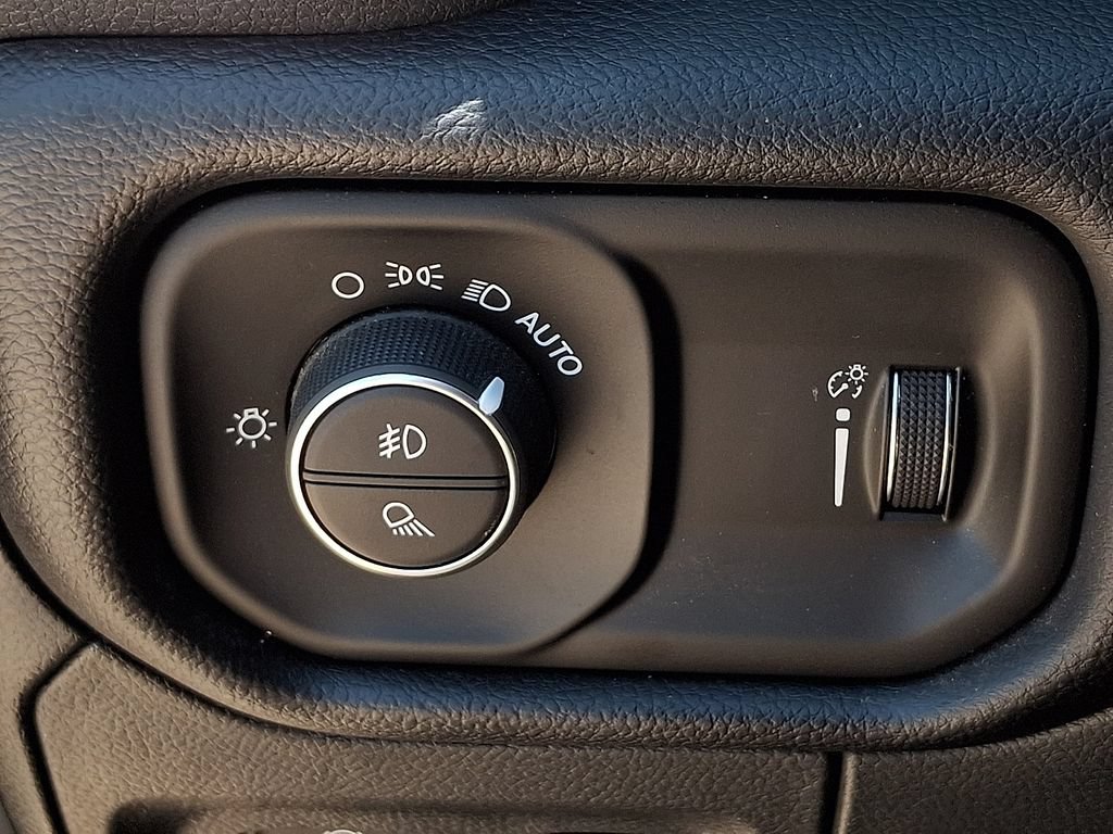 Used 2022 RAM 1500 Big Horn AWD/4WD image 26