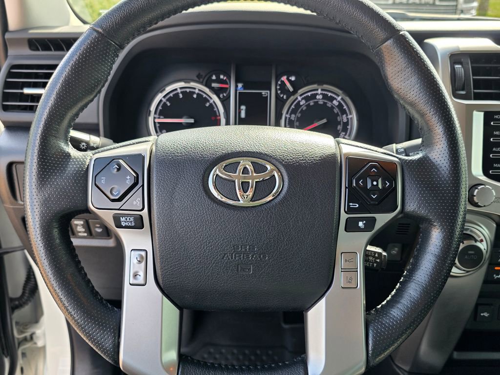 Used 2023 Toyota 4Runner Limited image 18