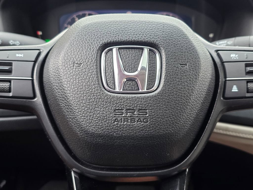 Used 2025 Honda Accord SE image 26