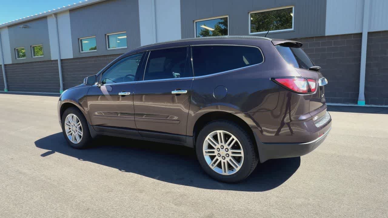 Used 2015 Chevrolet Traverse LT w/ Style and Technology Package FWD image 6