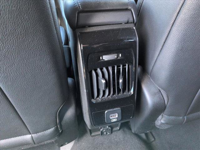 Used 2025 Jeep Compass Latitude image 16