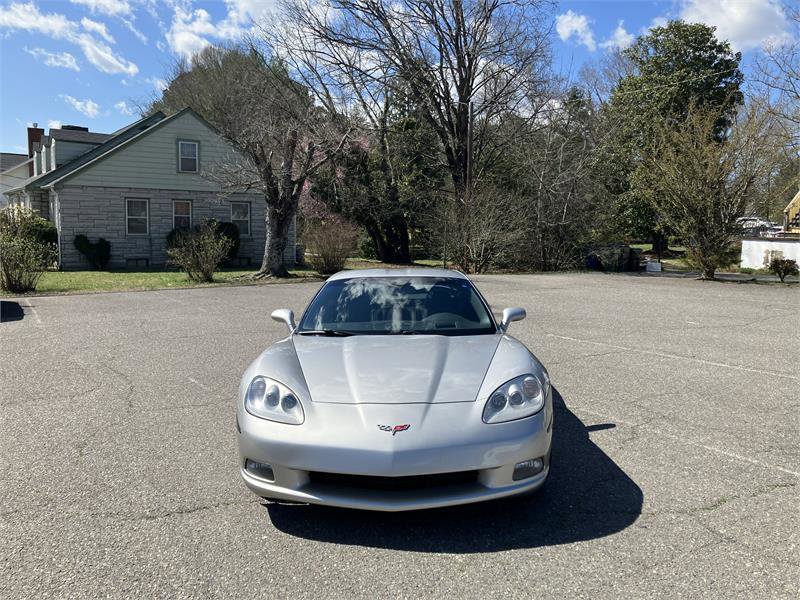 Used 2008 Chevrolet Corvette Coupe w/ Preferred Equipment Group image 2