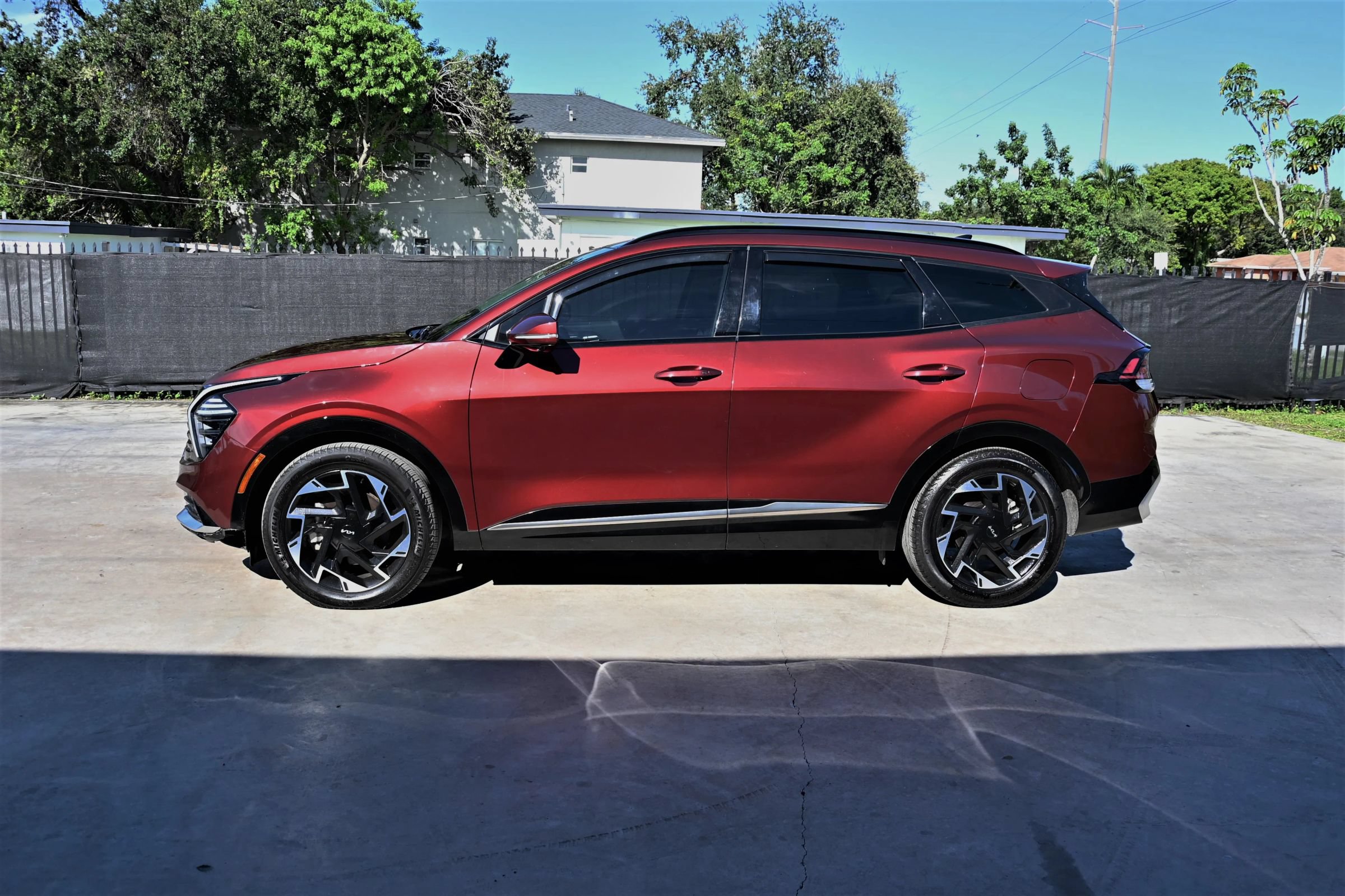 Used 2025 Kia Sportage SX FWD image 6