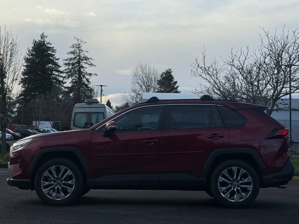 Certified 2023 Toyota RAV4 XLE Premium image 2