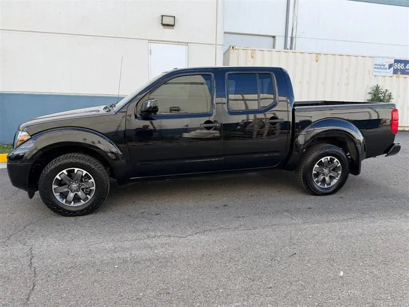 Used 2018 Nissan Frontier PRO-4X AWD/4WD image 7