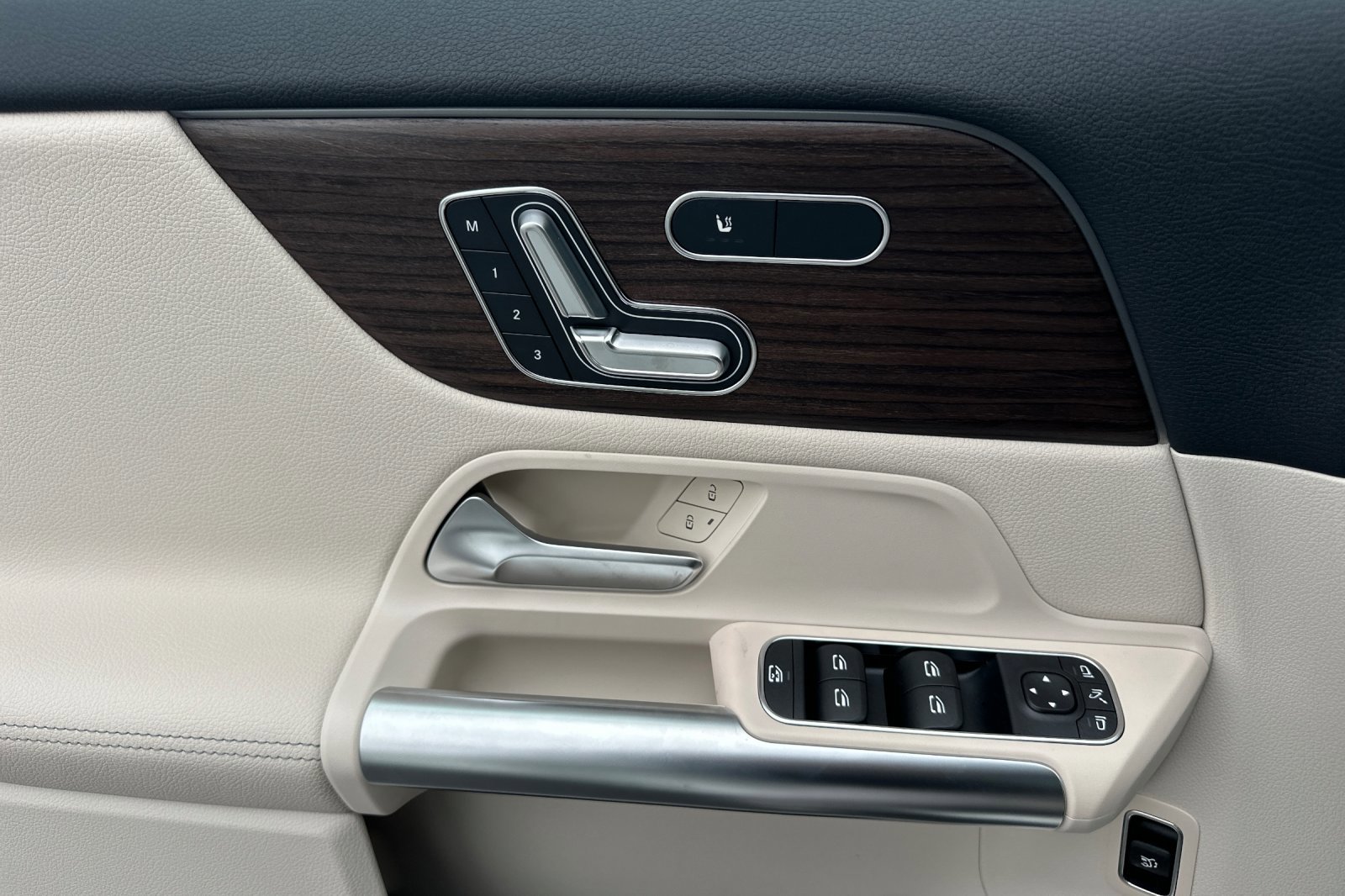 New 2026 Mercedes-Benz GLA 250 image 11