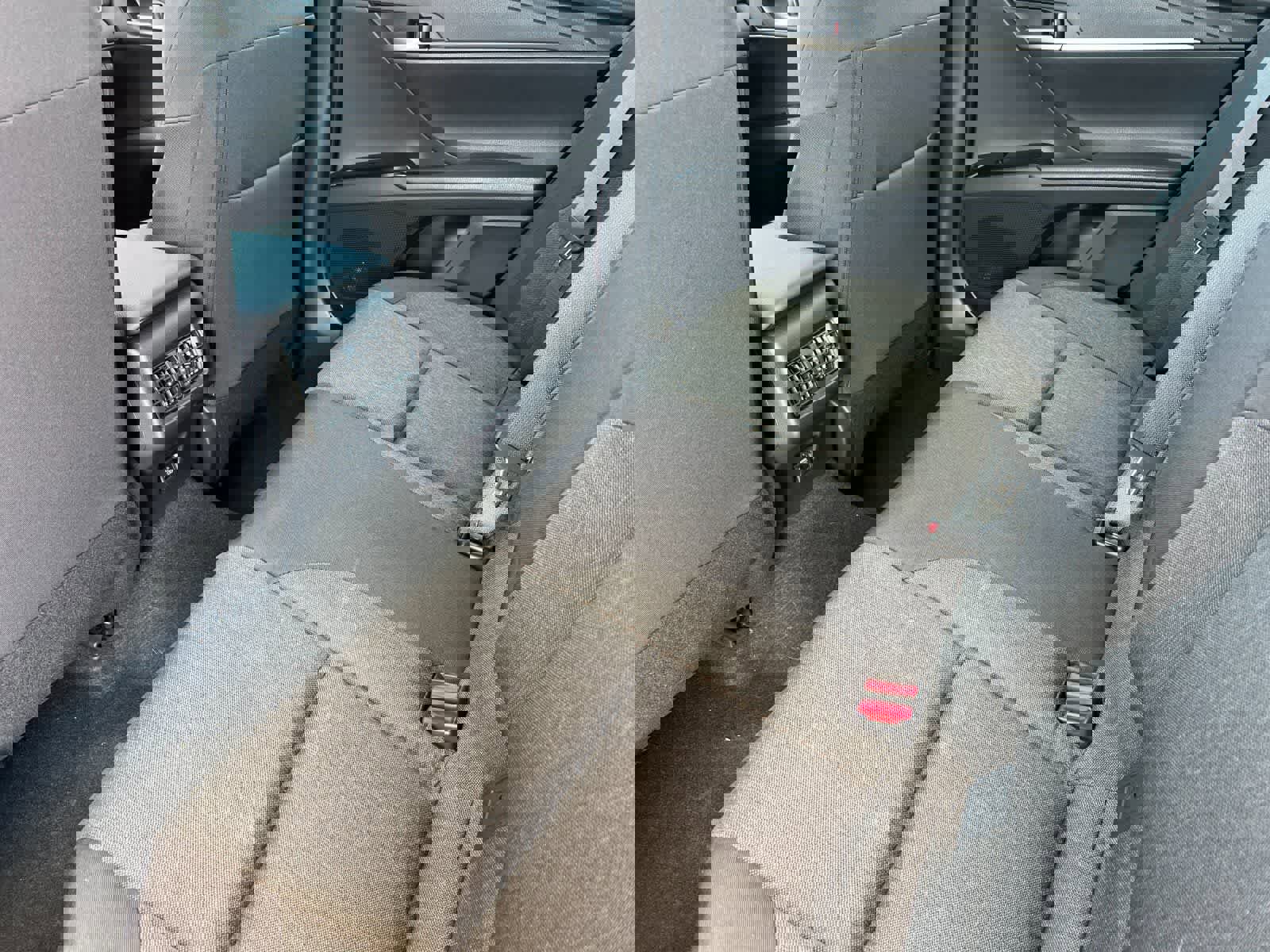 Used 2025 Toyota Camry LE image 5