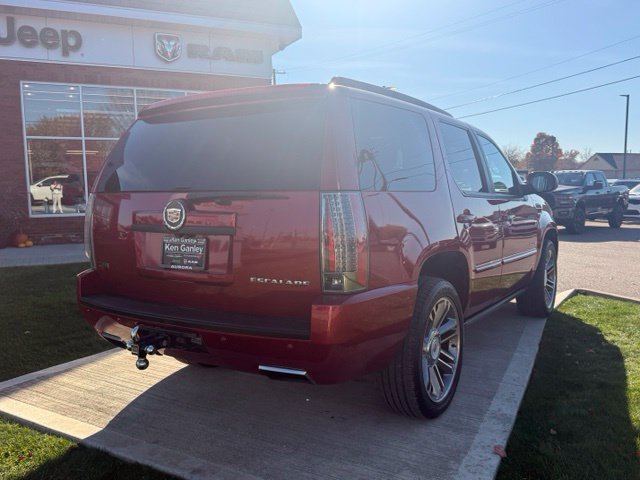 Used 2012 Cadillac Escalade Premium AWD/4WD image 31