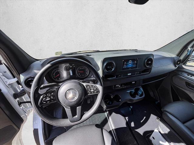 Used 2023 Mercedes-Benz Sprinter 2500 image 19