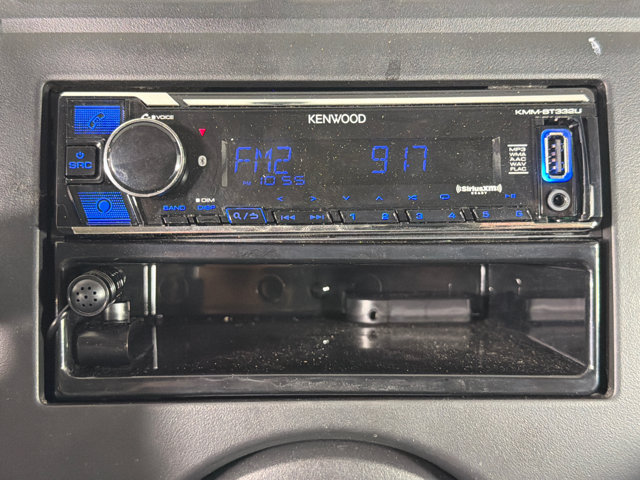 Used 2012 Nissan Versa SV FWD image 27