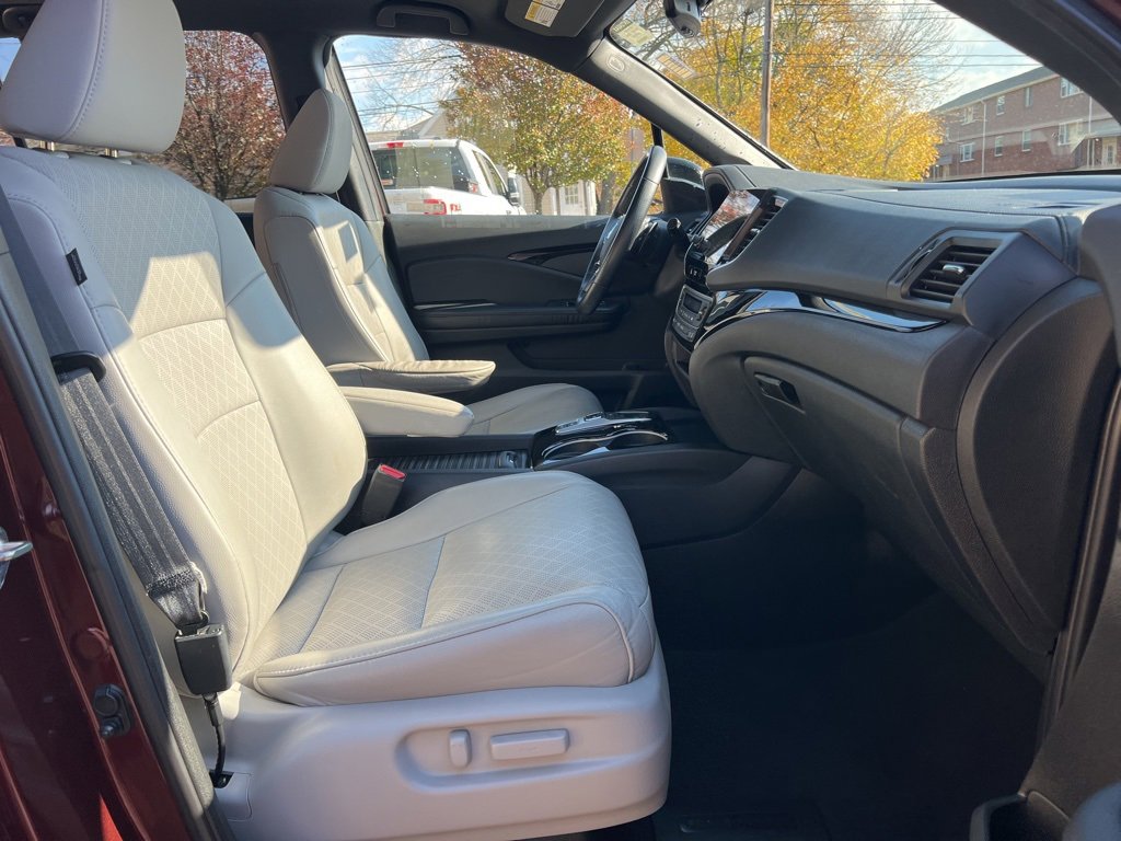 Used 2019 Honda Passport Touring image 28