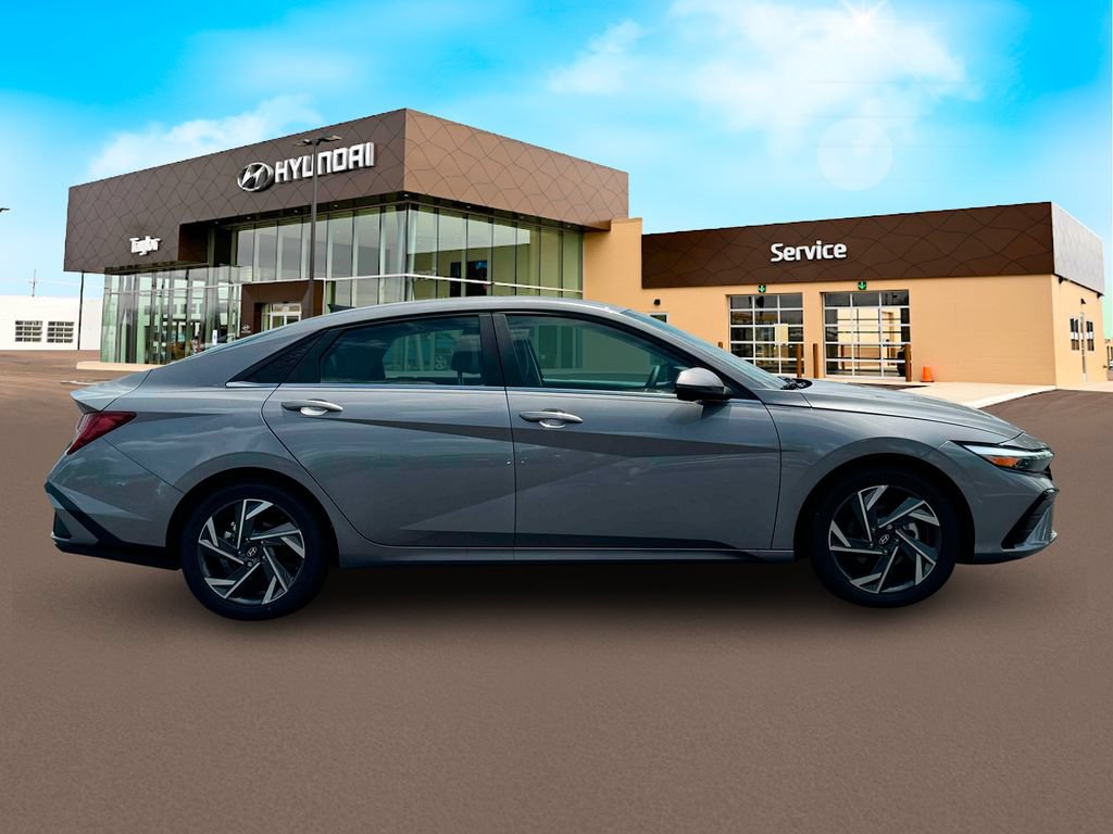 New 2025 Hyundai Elantra Limited FWD image 9