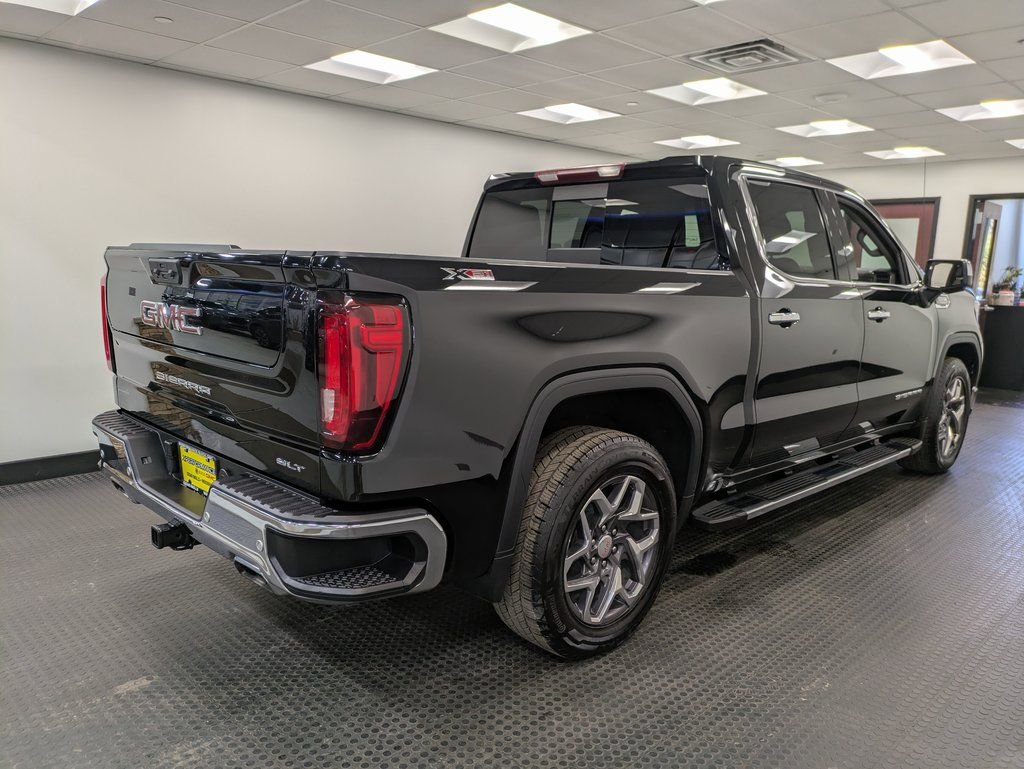 Used 2023 GMC Sierra 1500 SLT w/ SLT Premium Plus Package image 4