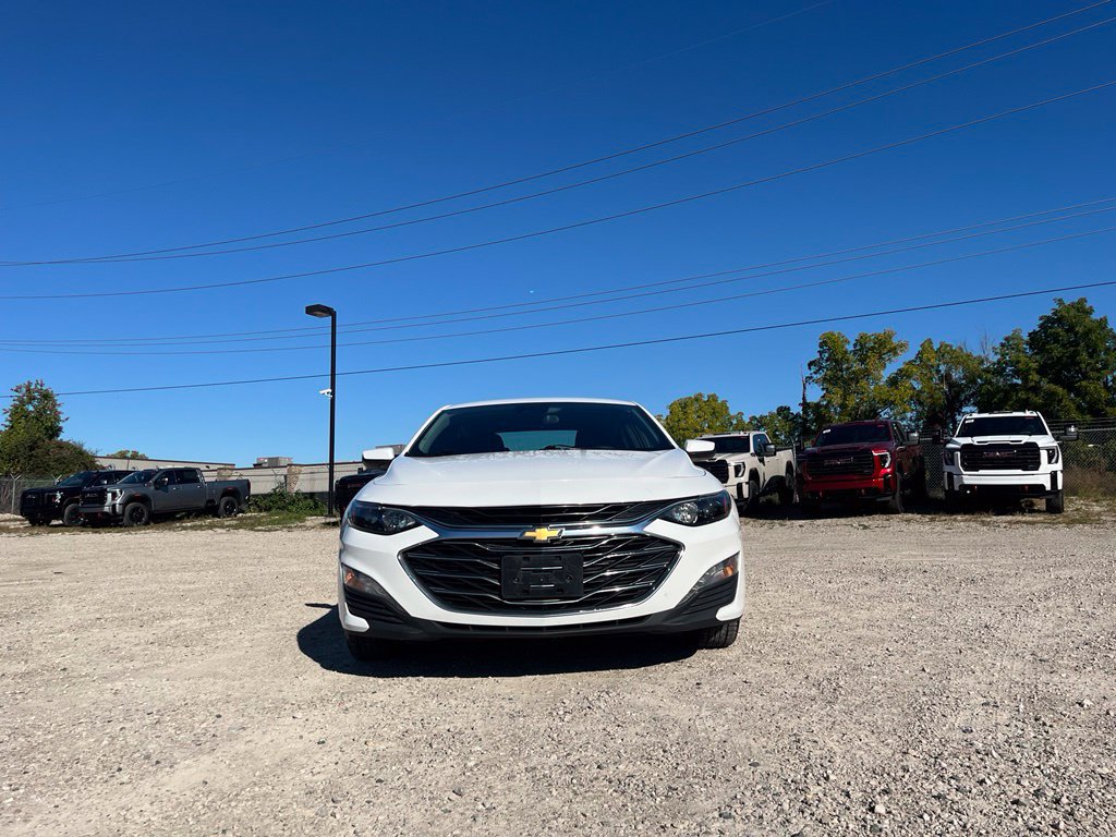 Used 2023 Chevrolet Malibu LT FWD image 4
