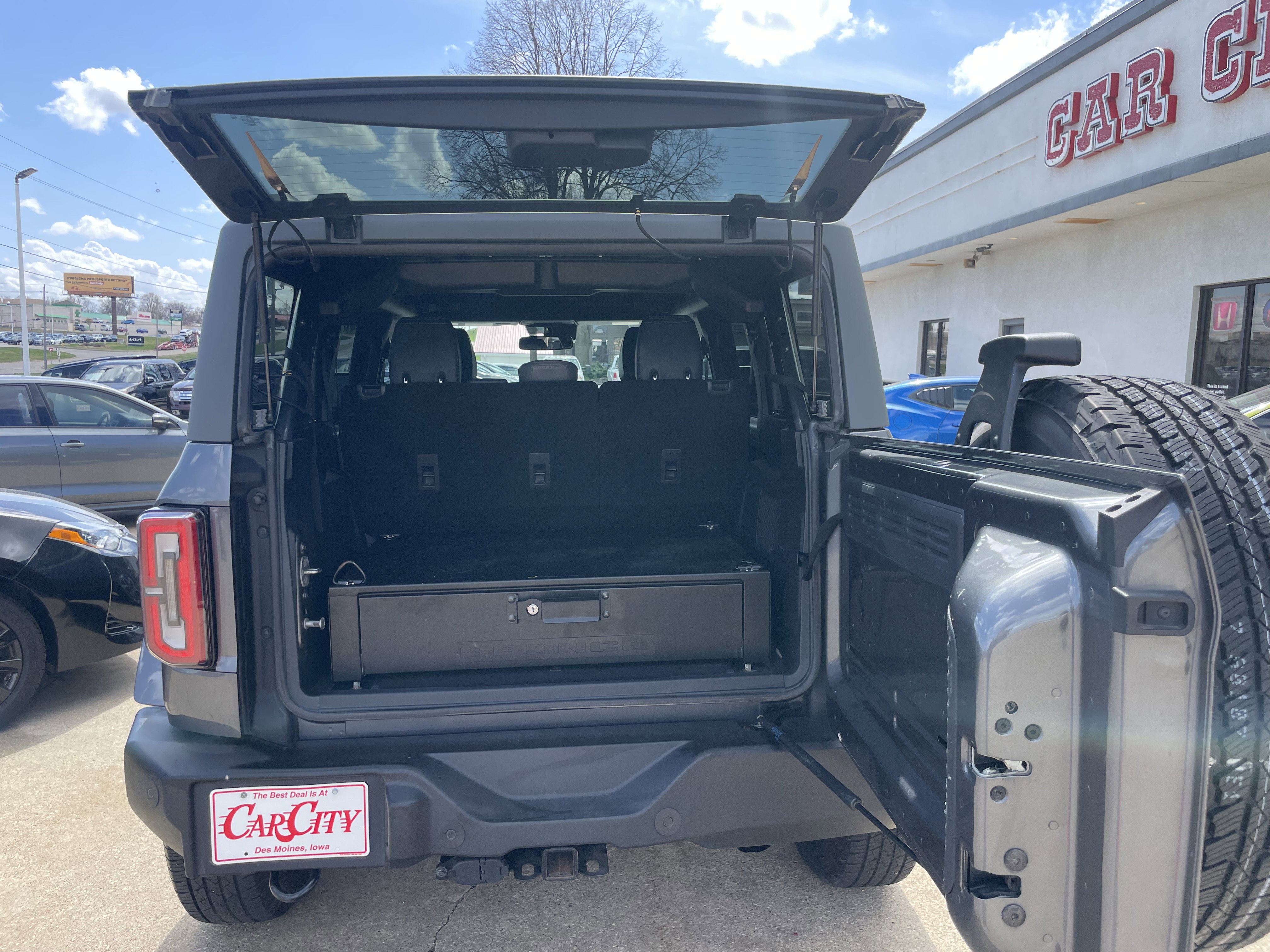 Used 2022 Ford Bronco Outer Banks image 9