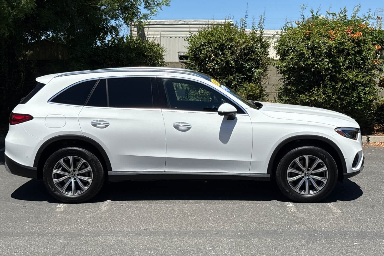 Certified 2026 Mercedes-Benz GLC 300 4MATIC image 2