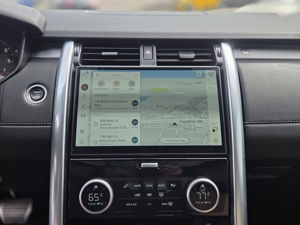 Used 2025 Land Rover Discovery Dynamic SE image 16