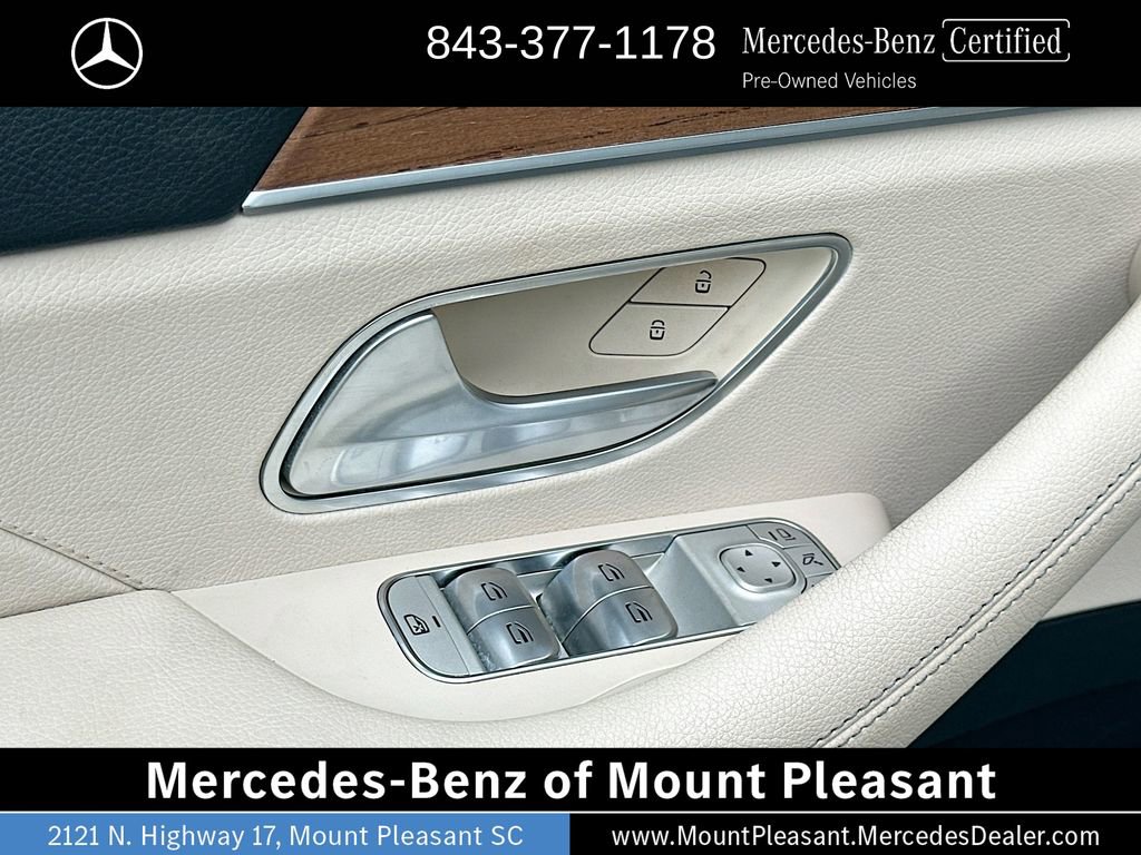 Used 2022 Mercedes-Benz GLE 350 w/ AMG Line Exterior image 18