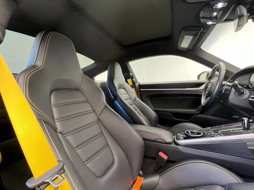 Used 2022 Porsche 911 Turbo w/ 911 Turbo Sportdesign Package image 18