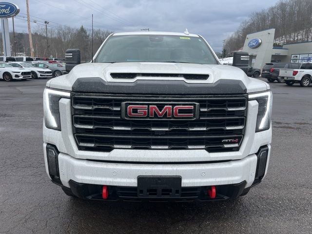 Used 2024 GMC Sierra 3500 AT4 image 11