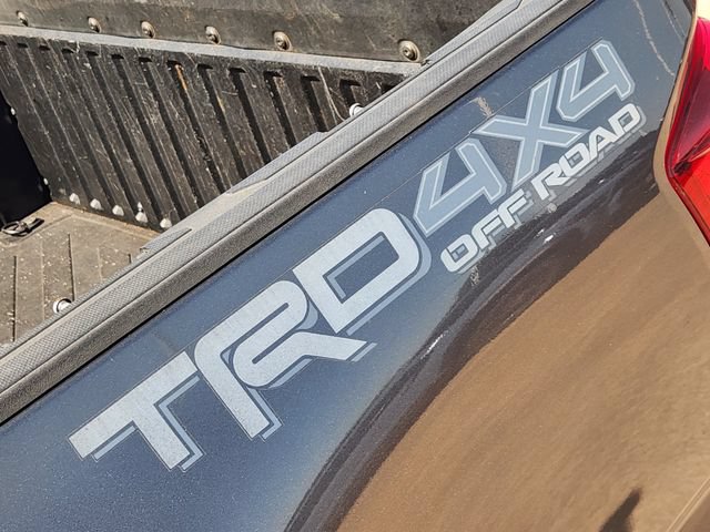 Used 2017 Toyota Tacoma TRD Off-Road w/ Tow Package (A/T) AWD/4WD image 7