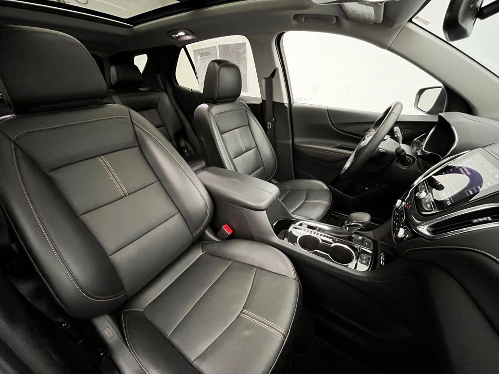 Used 2024 Chevrolet Equinox Premier image 30