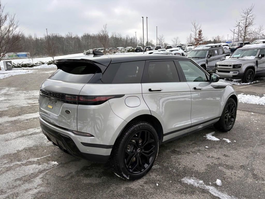 Used 2020 Land Rover Range Rover Evoque SE image 5