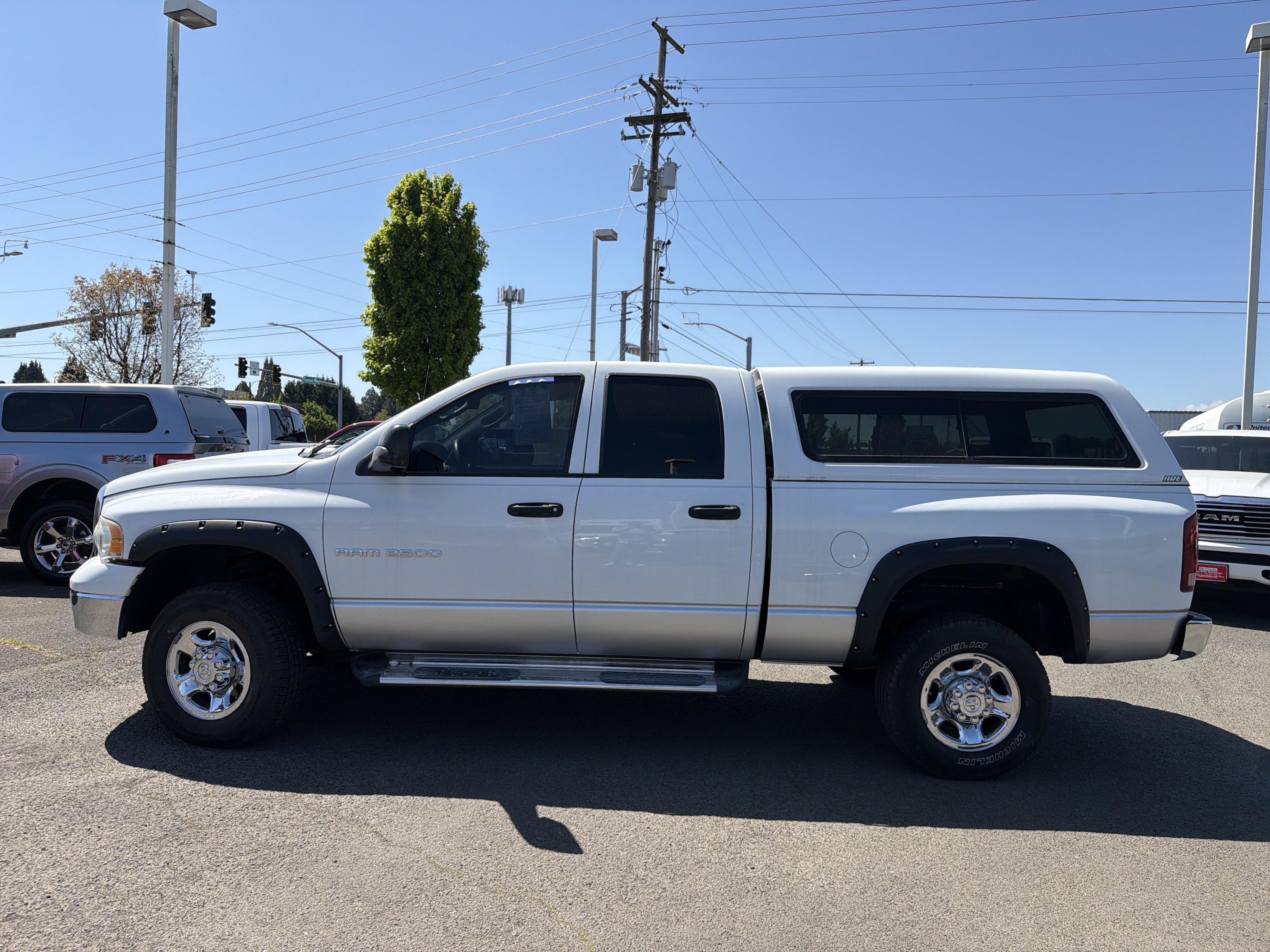 Used 2004 Dodge Ram 2500 Truck SLT w/ Trailer Tow Group AWD/4WD image 3