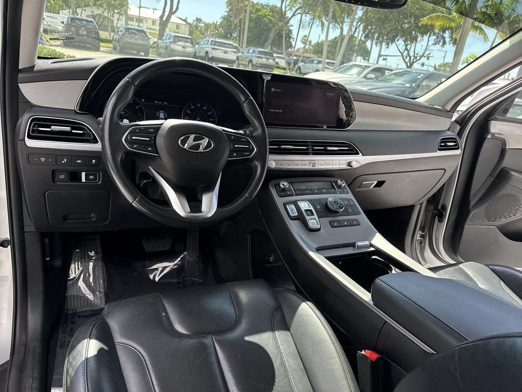 Used 2022 Hyundai Palisade SEL w/ 8P Bench Seat Package AWD/4WD image 35