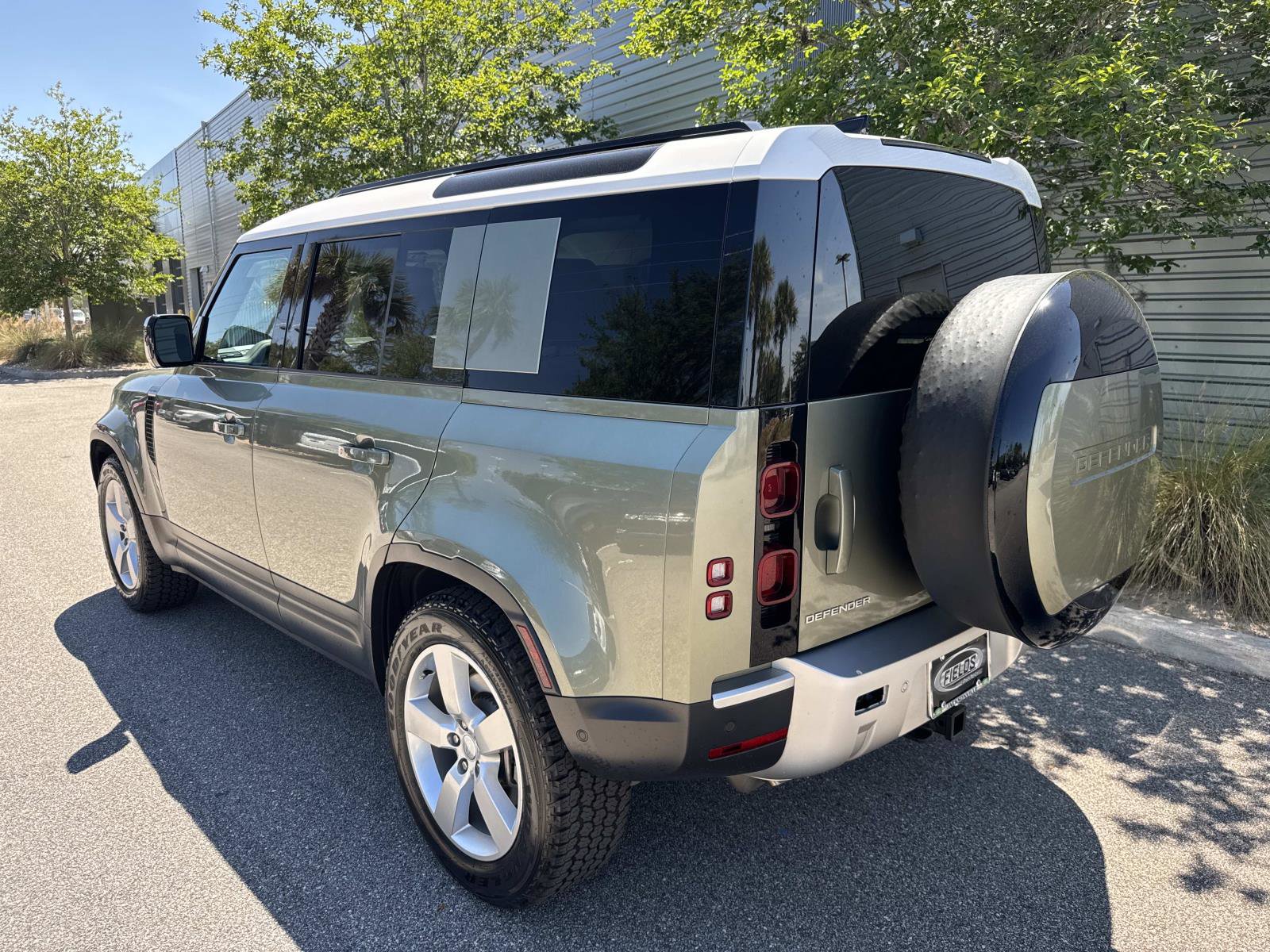 Certified 2025 Land Rover Defender 110 S AWD/4WD image 3