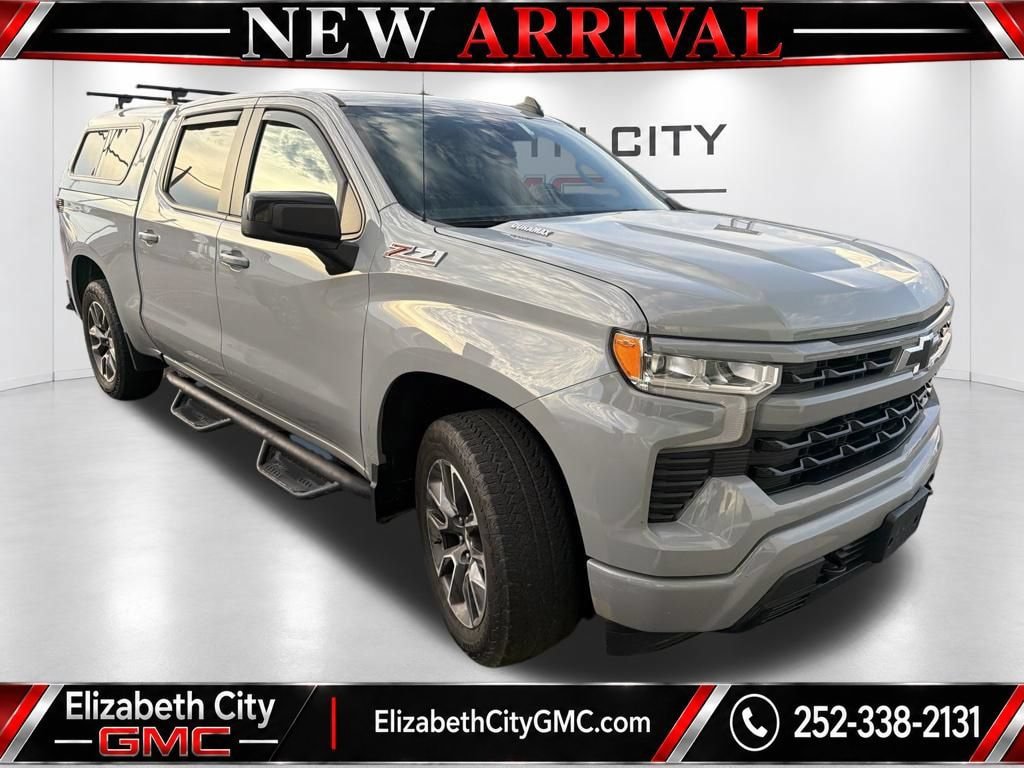 Used 2024 Chevrolet Silverado 1500 RST w/ Z71 Off-Road Package AWD/4WD image 1